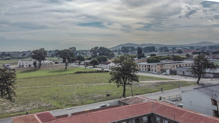 2 Bedroom Property for Sale in Oakdene Western Cape